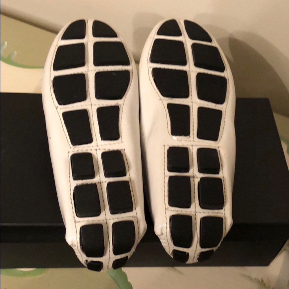 White leather drivers with bit